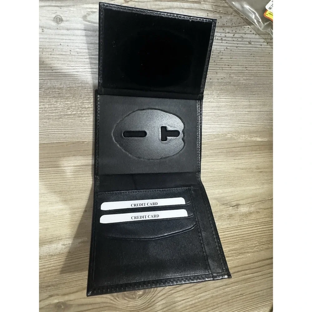 D&K hidden badge
